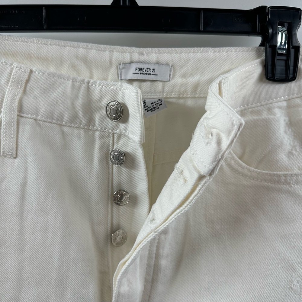Forever 21 Ripped High Rise White Mom Jeans - Picture 4 of 6